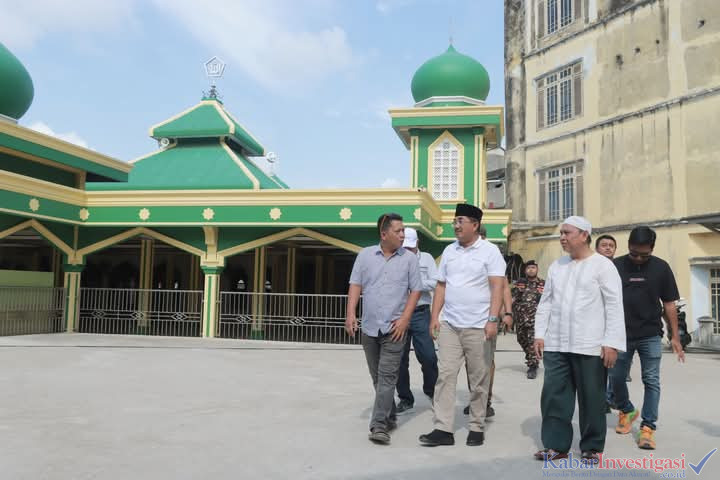 Bupati Pimpin Langsung Gotong Royong Masjid dalam Rangka Menyambut Ramadhan 1446