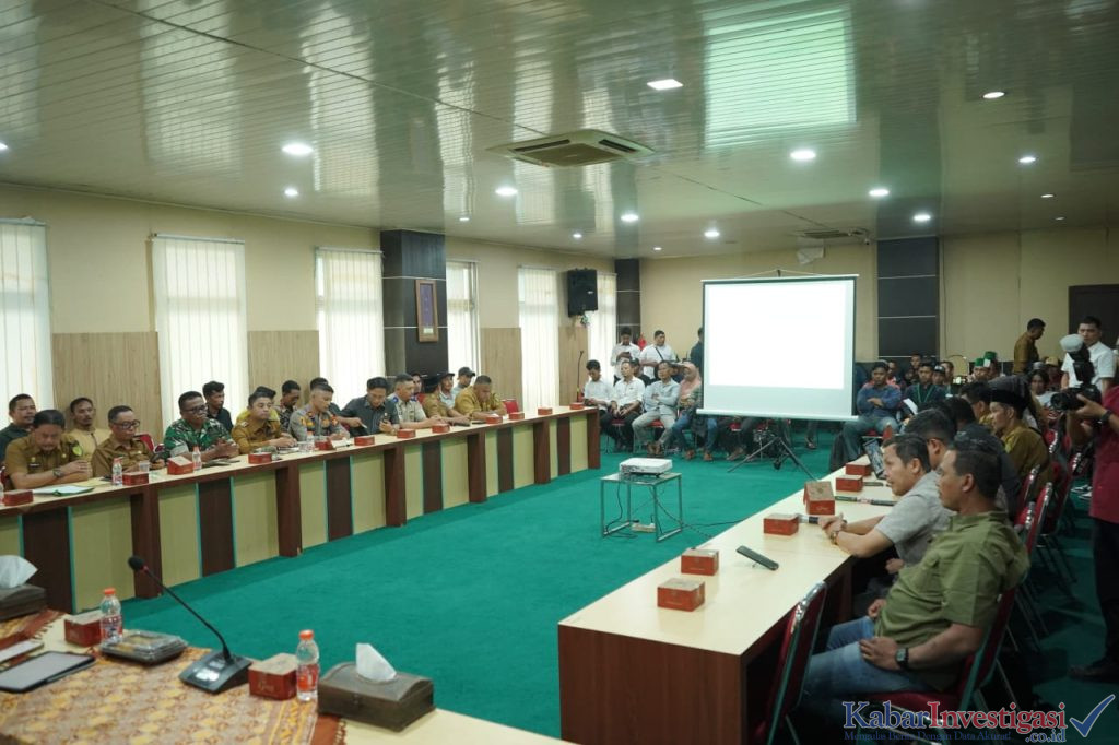 Telah 8 kali mediasi, Konflik Hama Kumbang yang menyerang kebun Desa Pengalihan dan Kelurahan Pusaran Kecamatan Enok, Akibat Land Clearing PT. Pelita Wijaya Perkasa (PWP), belum menemukan jalan tengah