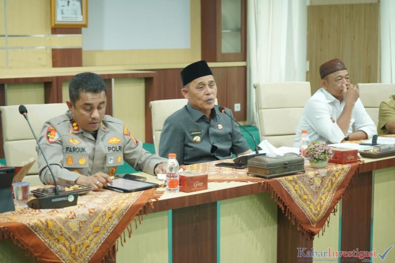 Bupati Herman:Hentikan Sementara Kegiatan PT PWP Sebelum Ada Kesepakat Dengan Masyararak