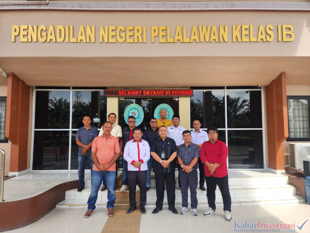 Pengurus Laskar Prabowo 08 berkunjung ke Pengadilan Negeri
