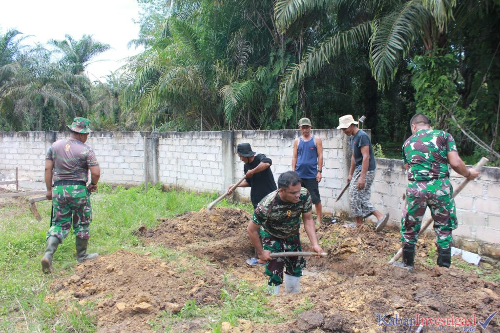 Akses Sanitasi Layak Terus Ditingkatkan, Pembuatan MCK di Jalan Baru Blok A Kelurahan Bukit Kapur Jadi Fokus