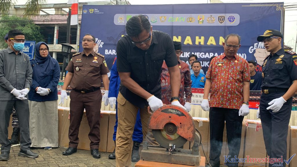 Pasi Intel Kodim 0314 Inhil Hadiri Pemusnahan BMMN Hasil Penindakan Bea Cukai Tembilahan