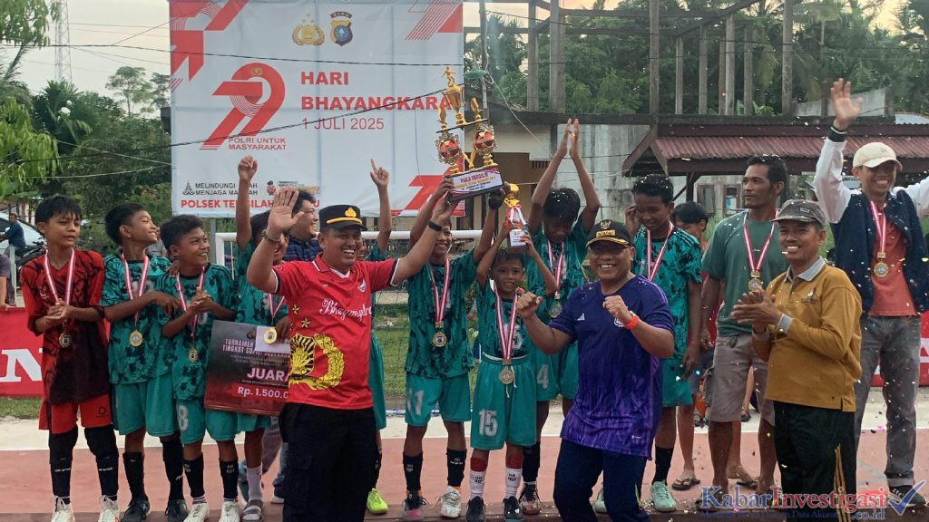 Kapolsek Tembilahan Hulu CUP 2025 Ditutup, Daiman Najah FC Juara
