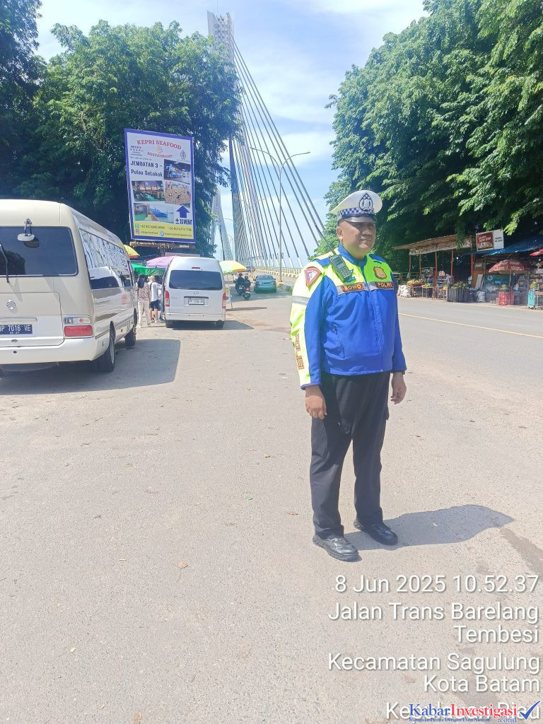 Sat Lantas Polres Barelang Antisipasi Kemacetan Lalu Lintas du Tengah Obyek Wisata Libur Panjang Idul Adha 1446 H