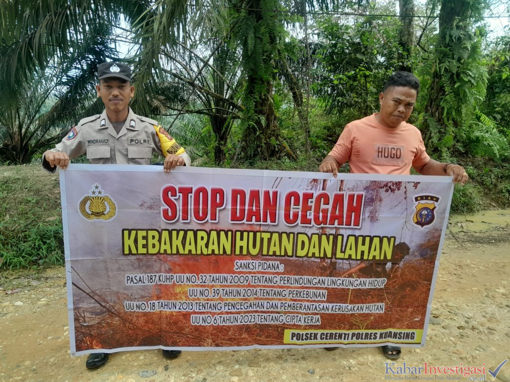Polsek Cerenti Laksanakan Pemasangan Spanduk dan Penyuluhan Larangan Karhutla