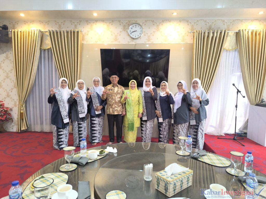 Hangatkan Silaturahmi, Bupati dan Ketua TP- PKK Inhil Santap Makan Pagi Bersama IBI Inhil