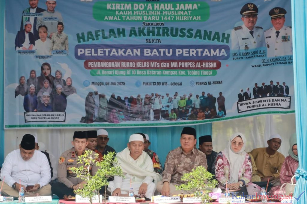 Wabup Katamso Hadiri Haul dan Haflah Akhirussanah Serta Resmikan Pembangunan Ruang Kelas Ponpes Al-Husna
