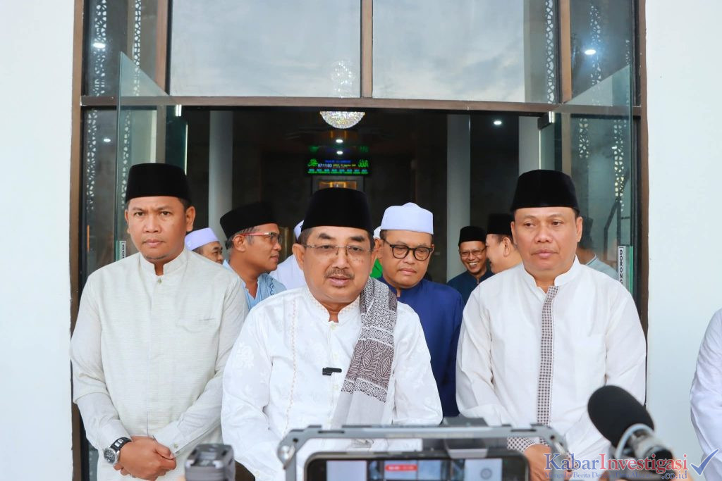 Safari Subuh di Masjid Al Anwar, Bupati Tanjab Barat Tanamkan Nilai Religius dan Imbau Waspada Cuaca Ekstrem
