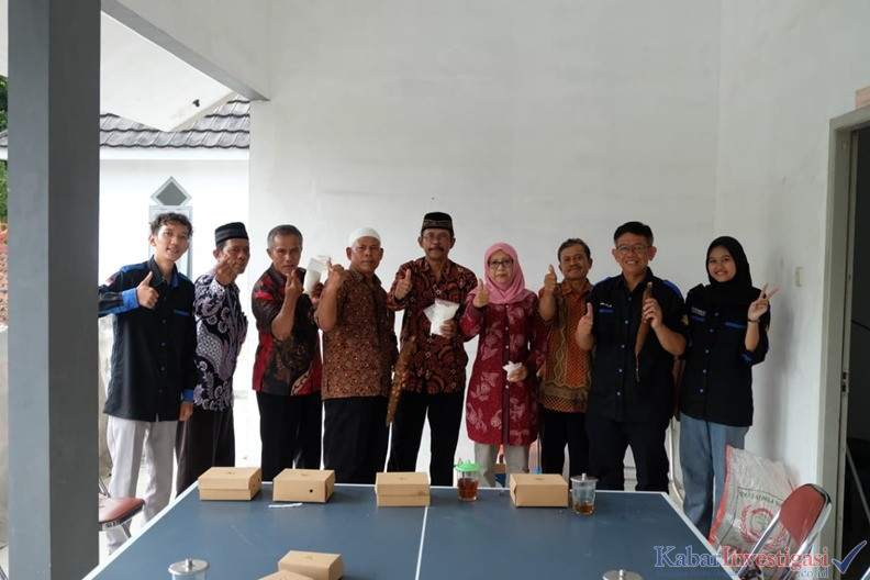 UWM DAN AKPRIND INDONESIA KEMBANGKAN PRODUK SINGKONG DENGAN HIBAH KOSABANGSA 2025