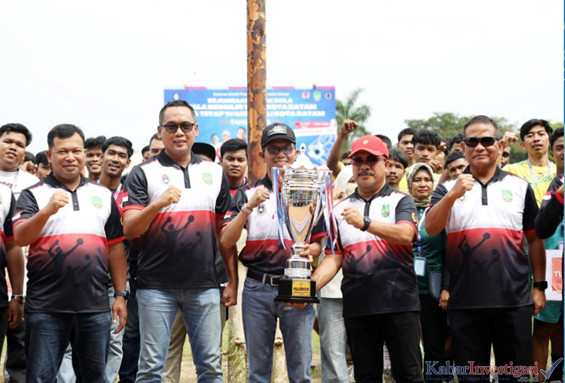 Buka Kejuaraan Sepak Bola Piala Bergilir, Amsakar: Kompetisi Adalah Jalan Menuju Prestasi