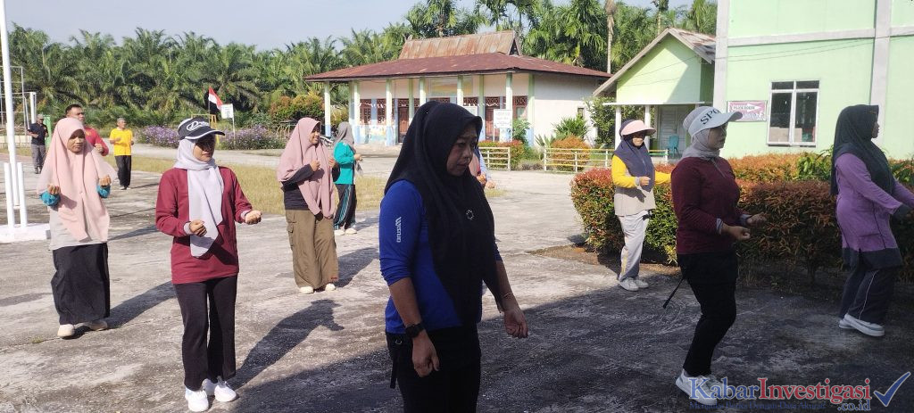 Desa Koto Raja Gelar Senam Rutin, Wujudkan Masyarakat Sehat dan Bugar