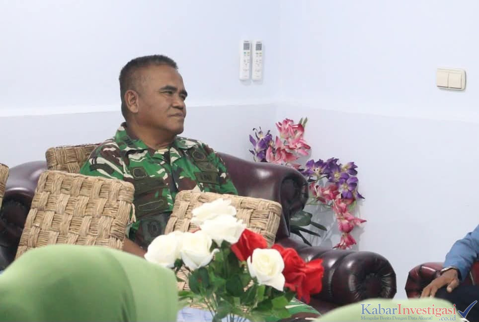 Letkol Arm Wahib Mustafa Fathurrahman, M.Han, Dandim 0314/Inhil, melakukan kunjungan kerja ke Koramil 02 Tanah Merah