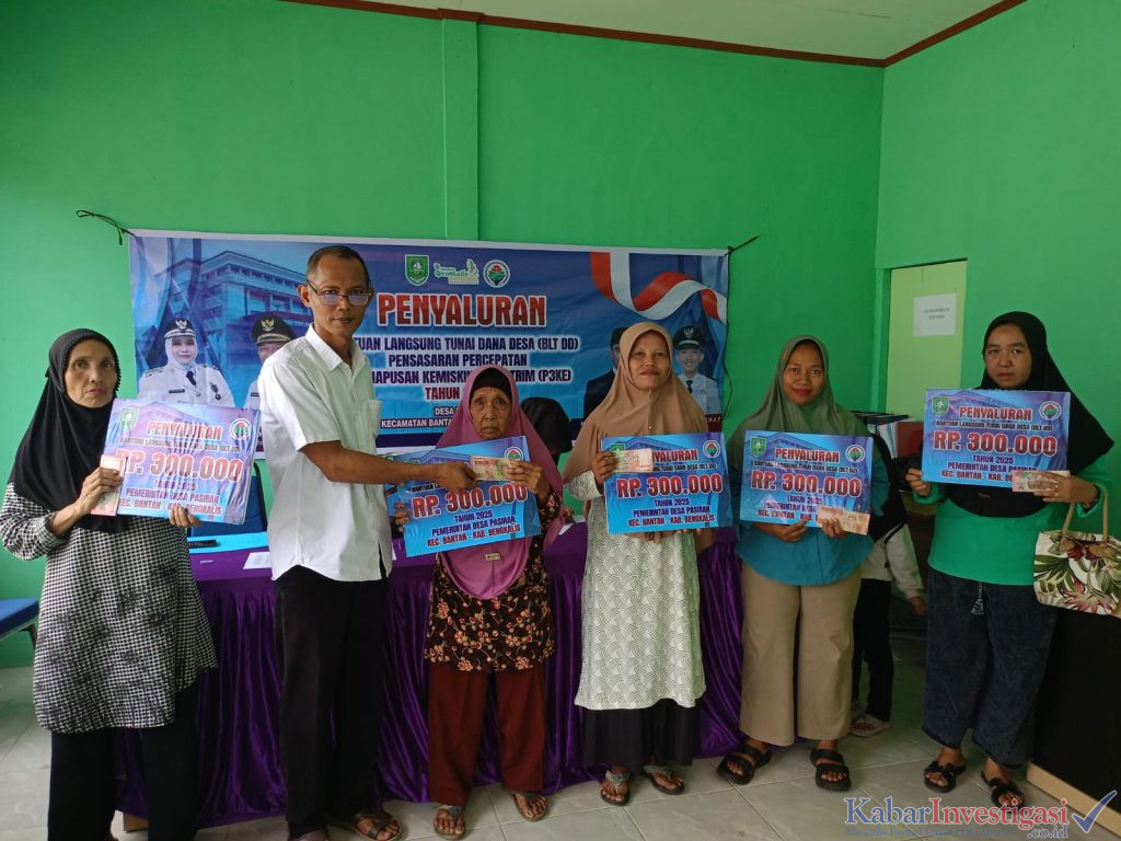 Pemdes Pasiran Kembali menyalurkan BLT DD Anggaran tahun 2025 Kepada penerima keluarga manfaat (KPM) Tahap IV