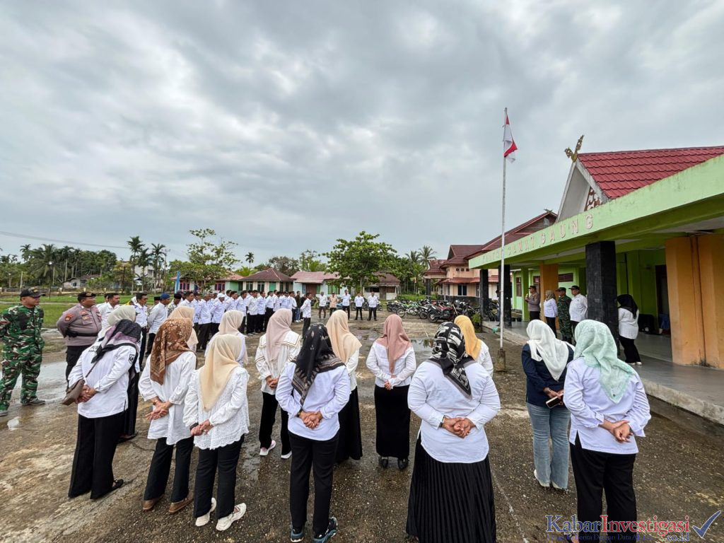 Camat Gaung Fauziah Menekankan Pentingnya Kebersamaan Menjaga Lingkungan