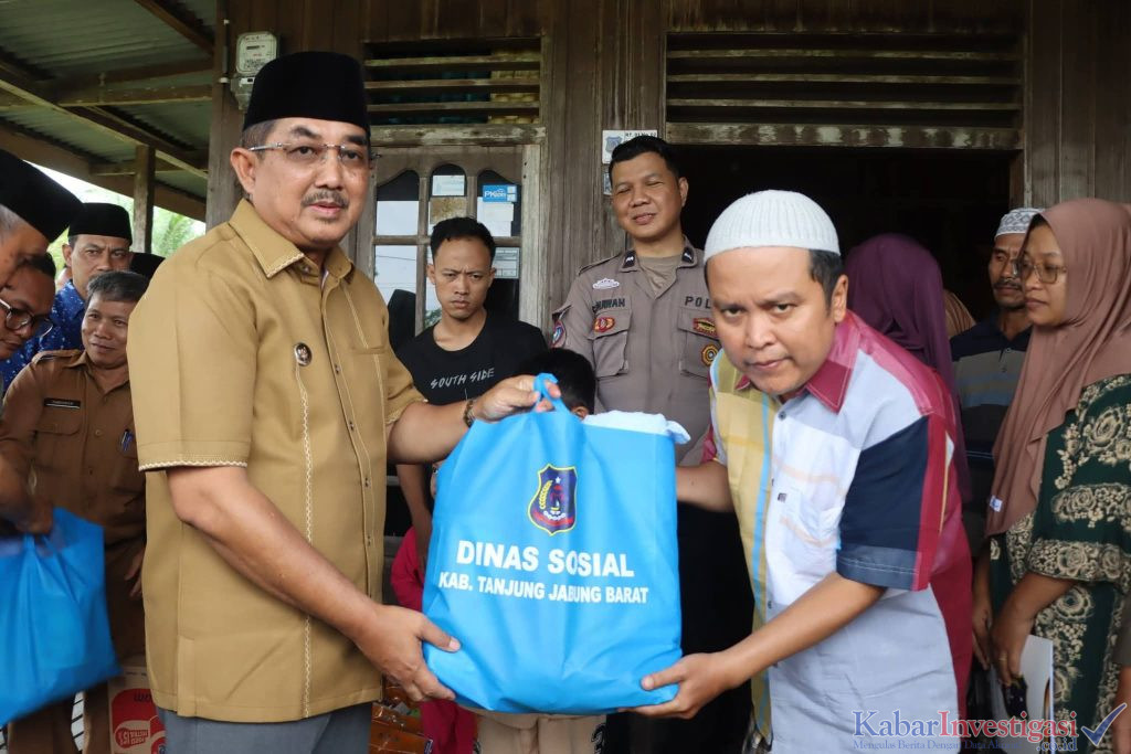 Bupati Anwar Sadat Tinjau Lokasi dan Salurkan Bantuan Korban Kebakaran di Desa Jati Mas