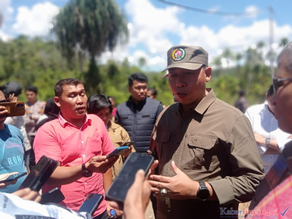 Bupati JTP Resmikan 40 Unit Huntara di Adiankoting Taput