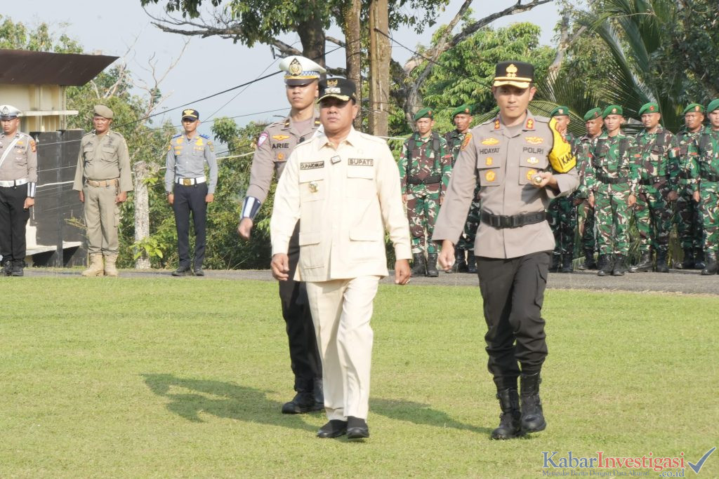 Amankan Mudik, Bupati Kuansing Suhardiman Amby Pimpin Apel Gelar Pasukan Operasi Ketupat 2026 Di Malpores Kuansing