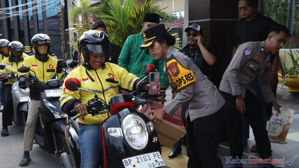 Polres Karimun Salurkan Bantuan Sosial ke Pengemudi Ojol di Kabupaten Karimun
