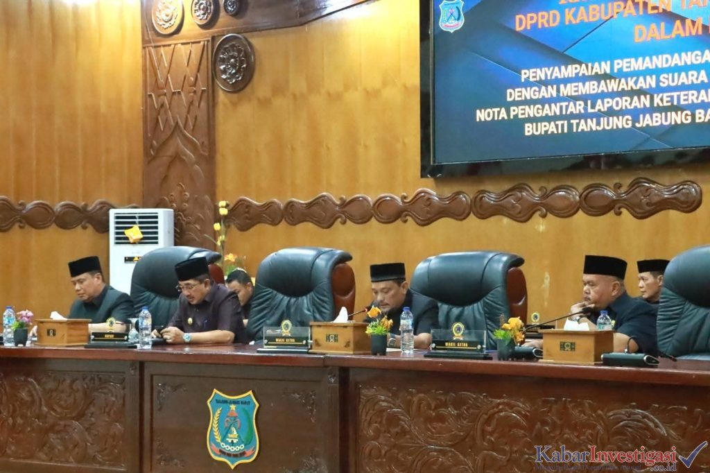 Bupati Anwar Sadat Hadiri Paripurna, DPRD Sampaikan Pemandangan Umum Fraksi atas LKPJ 2025