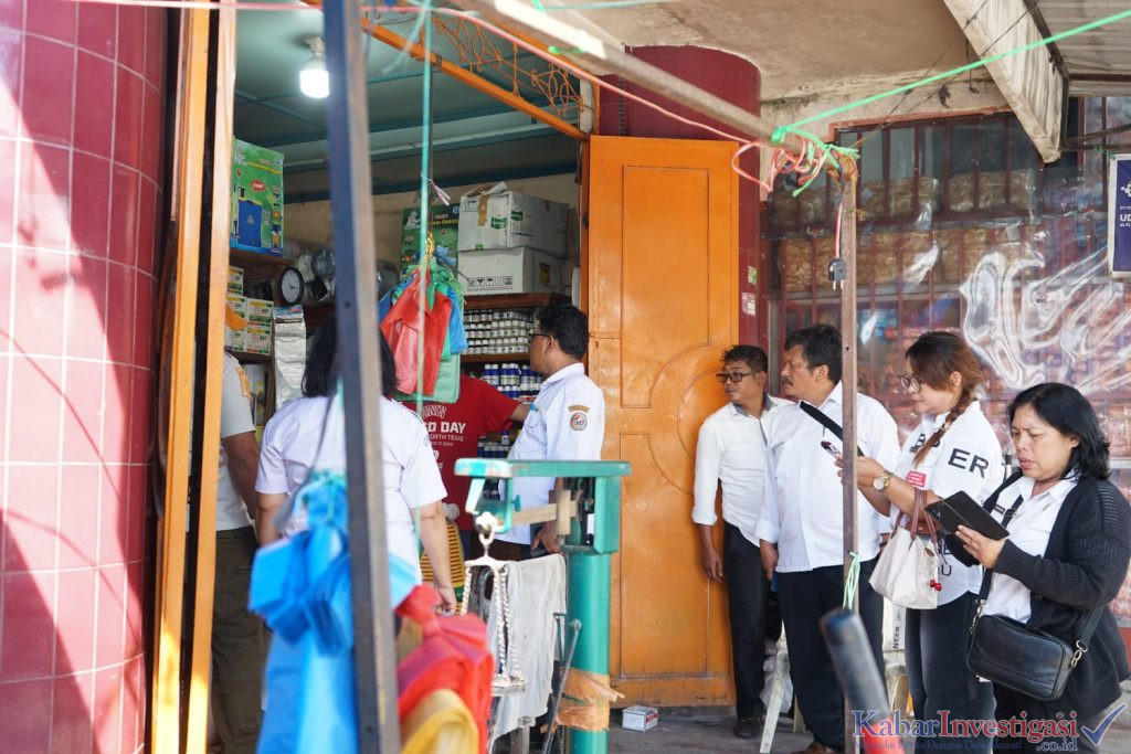 Pemerintah Kabupaten Tapanuli Utara monitoring langsung harga pupuk bersubsidi ke pasar Tarutung