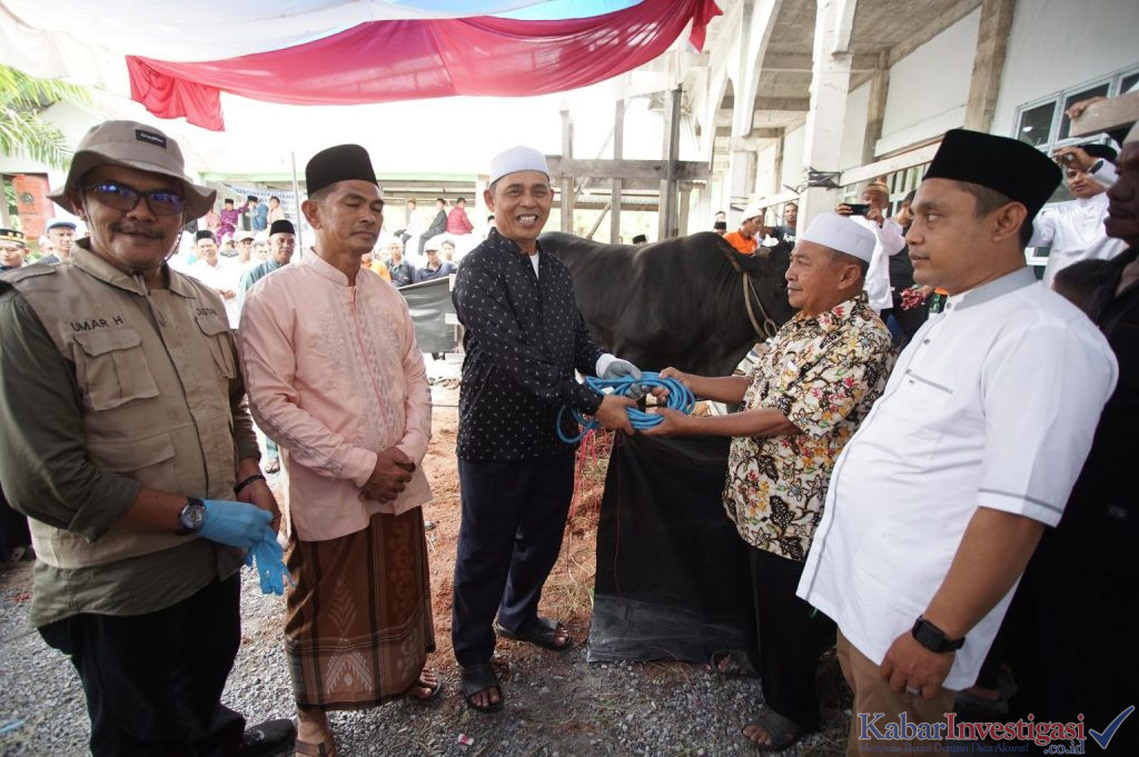 Gema Takbir Menggema di Keritang, Bupati Herman Ajak Masyarakat Perkuat Kebersamaan dan Syiar Islam