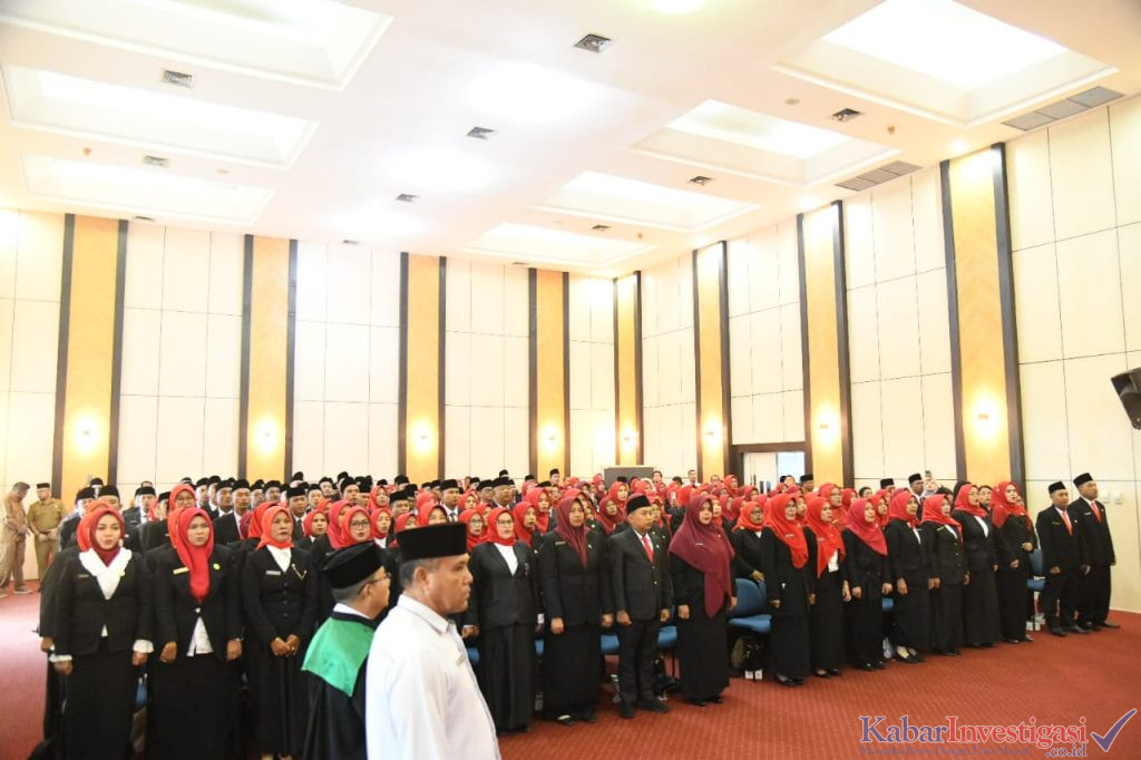 Lantik 215 Kepala Sekolah, Bupati Kasmarni Tegaskan Zero Tolerance Terhadap Pungli PPDB
