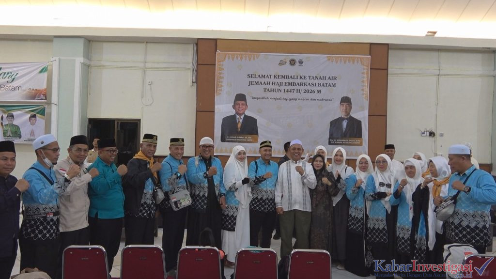 Bupati Herman Sambut Kepulangan 307 Jamaah Haji Inhil di Embarkasi Batam