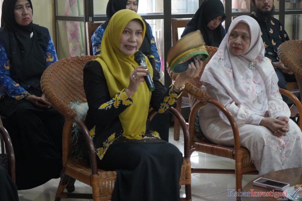 Ketua Dekranasda Inhil Harapkan Peran Bujang Dara Lestarikan Produk Daerah Hingga Mancanegara Bujang Dara