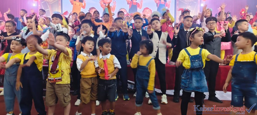 Acara perpisahan Kelulusan Tingkat TK Dan SD Sekolah Avava Karimun Sangat Meriah Dan Sukses