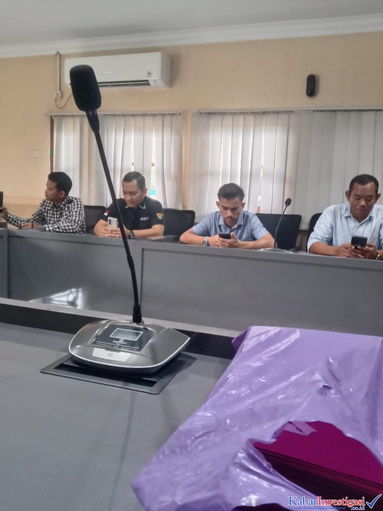 DIDUGA PEMBODOHAN MASYARAKAT OLEH OKNUM DITPAM! KSB 2015 DIPERSULIT, DOKUMEN BODONG DIPELANCAR