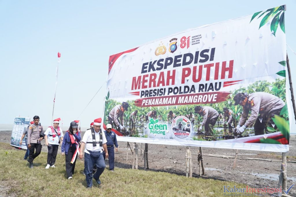 Ekspedisi Merah Putih Polda Riau Tanam Mangrove 500 Hektare Atasi Abrasi Kuala Selat