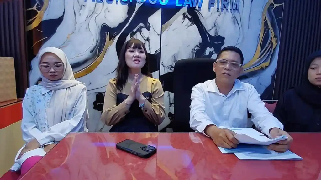 Hak Asuh Belum Selesai, Deasy Natalia Disomasi Terkai Harta Bersama, Assisi & CO: Tempuh Jalur Hukum, jangan Kekanak-kanakan
