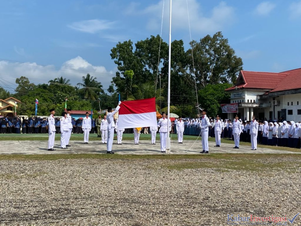 Kecamatan Salo Meriahkan HUT RI ke-81 dengan Upacara dan Pesta Rakyat