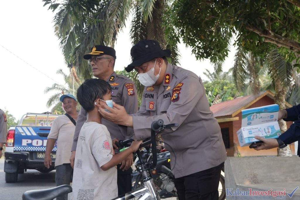 Polda Riau Kerahkan Tim Kesehatan dan Trauma Healing ke Wilayah Terdampak Karhutla di Kerumutan