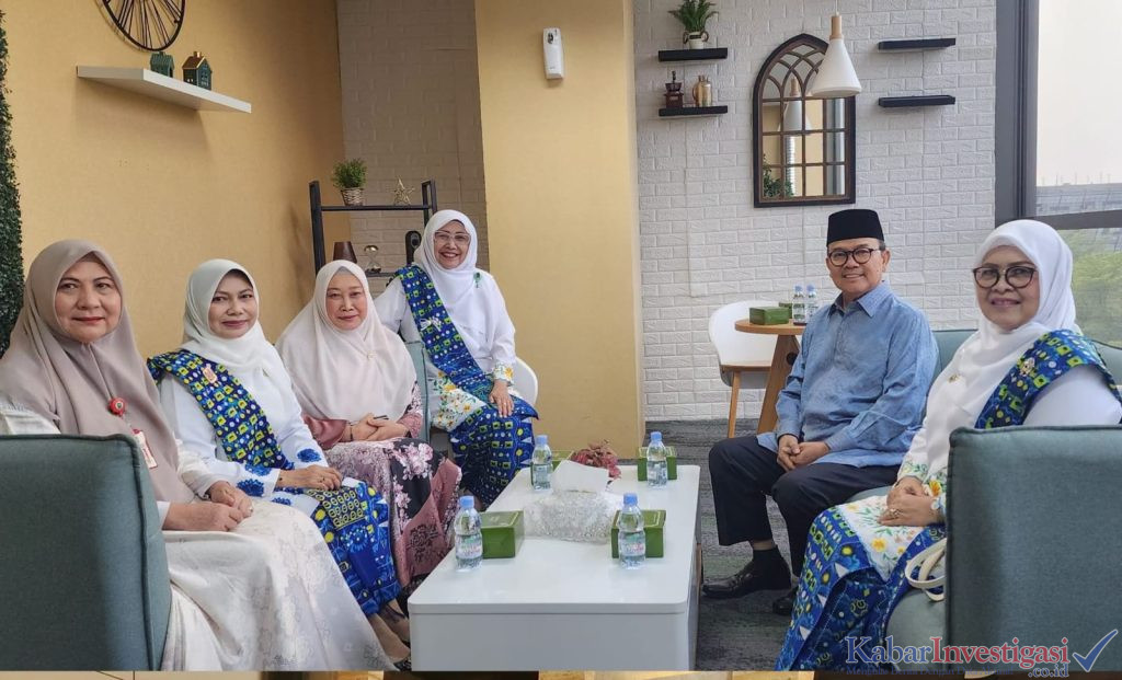 28 Tahun PW BKMT Riau Berkhidmat untuk Umat, Hj. Septina Primawati Didampingi Suami H. Rusli Zainal: Terima Kasih Keluarga Besar