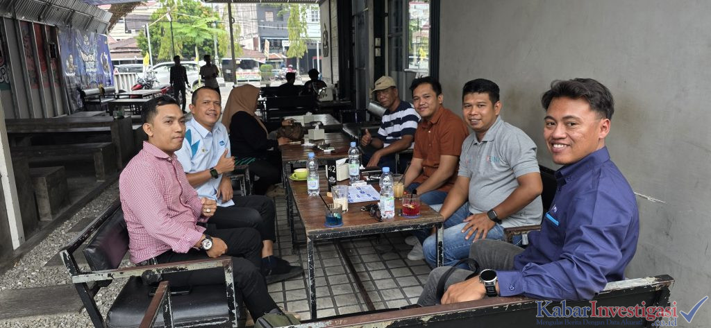 Ketua JMSI Inhil: PLN Pastikan Kabel FO di Tiangnya Ilegal, Desak Pemkab Segera Menertibkan