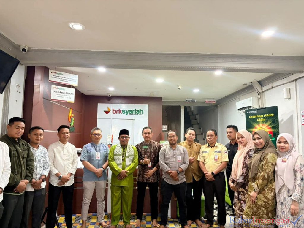 Tanamkan “Leadership with Soul”, KUA Kateman Imami Dhuha dan Isi Pengajian Rutin di BRK Syariah Kateman