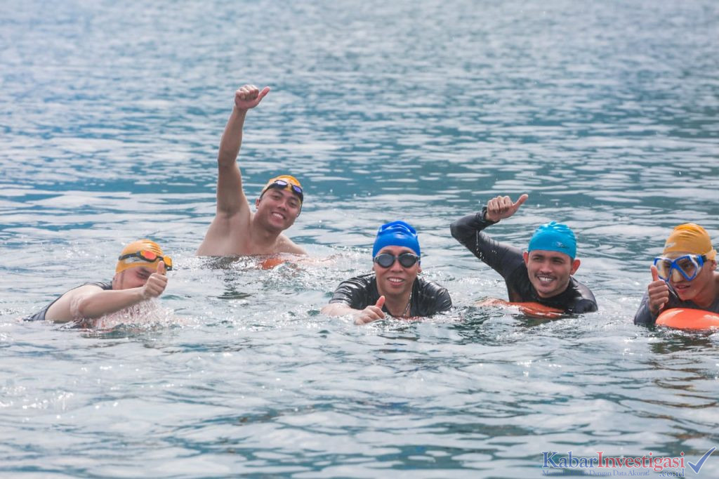 Dorong Sport Tourism Danau Toba, Bupati Taput Buka Tapanuli Highlands Festival 2026 dan Ikut Berenang Sibandang–Muara