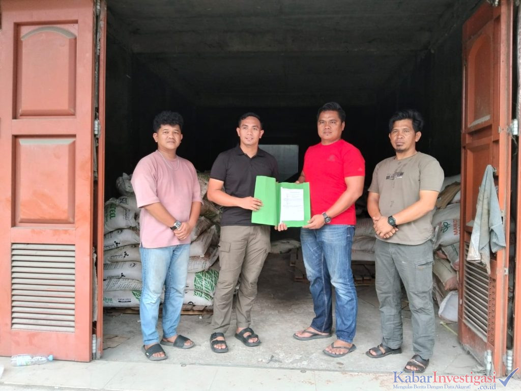 Deninteldam XIX/TT Bongkar Dugaan Penimbunan Pupuk Bermasalah di Riau, 69,2 Ton Diamankan
