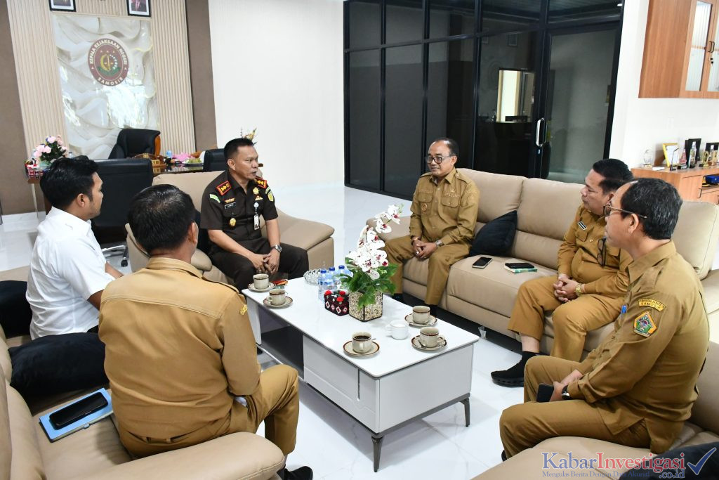 Wabup Samosir Ariston Sidauruk,Perkuat Sinergi dengan Kejari Kawal Pembangunan Samosir Tepat Sasaran