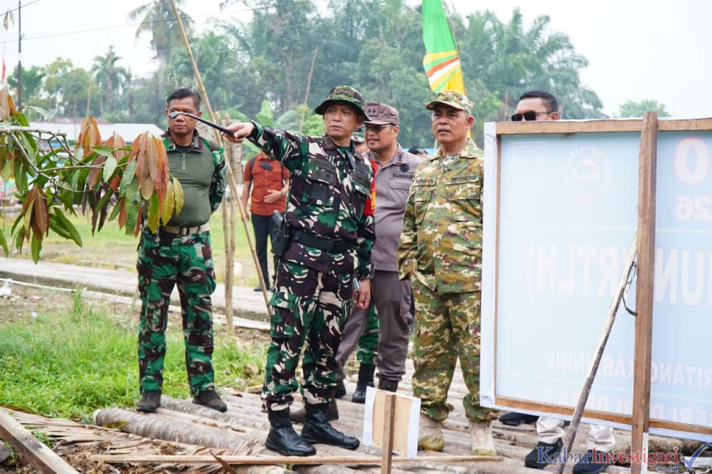 Sinergi Membangun Desa, Bupati dan Dandim Tinjau Sasaran RTLH TMMD ke-130 di Desa Kuala Lemang